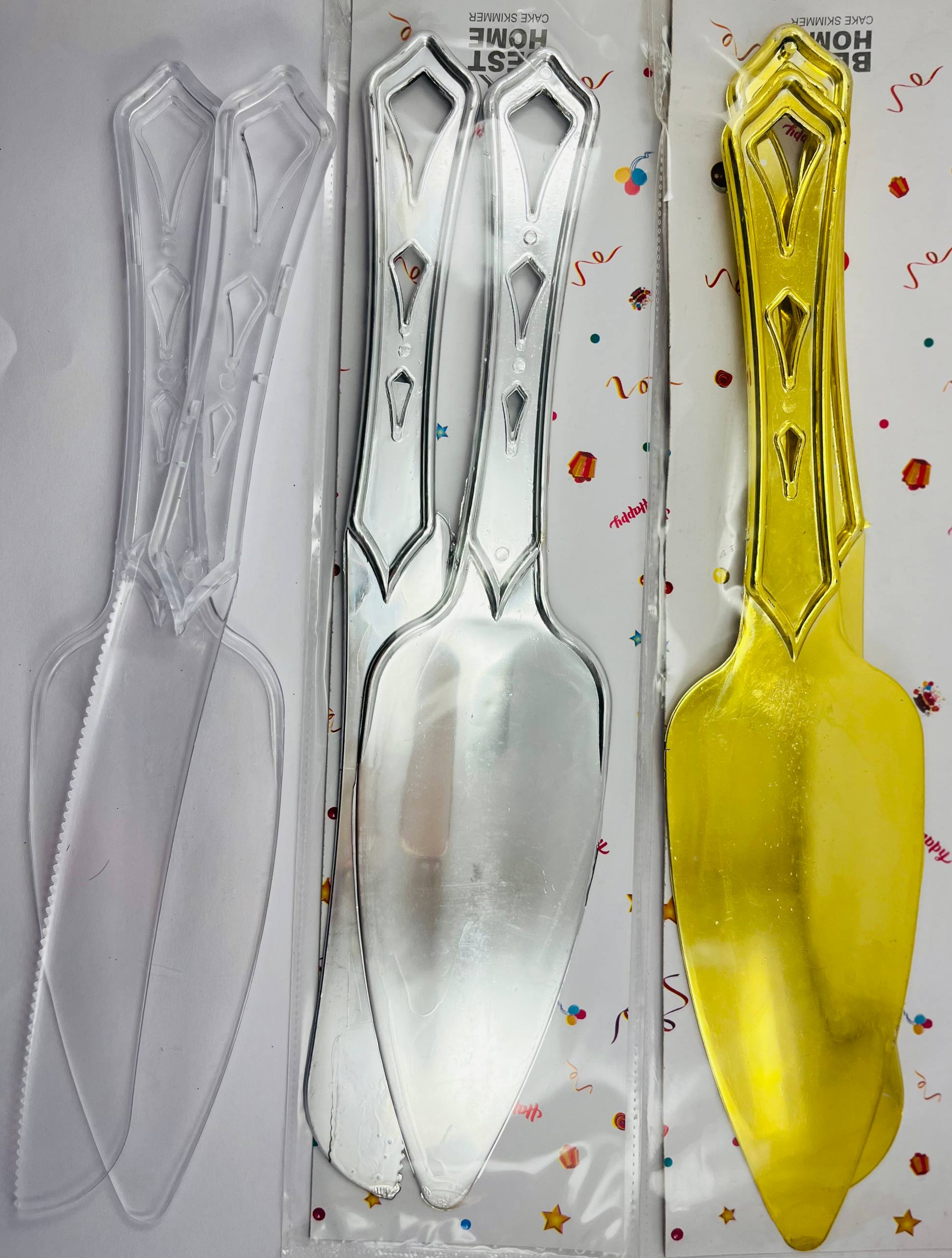 چاقو و کفگیر کیک